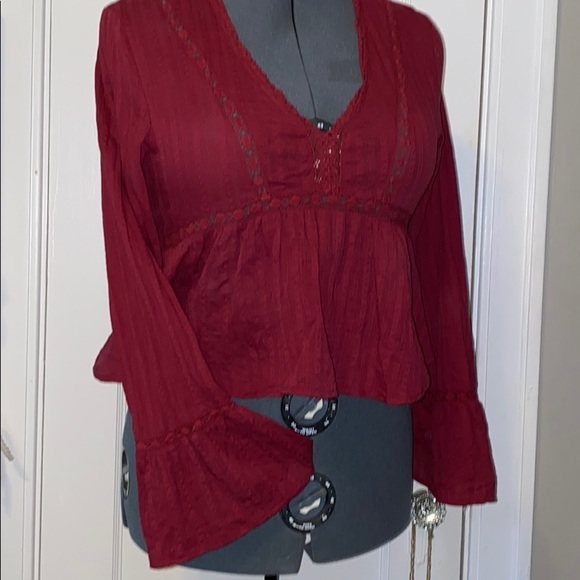 🤍 Altar’d State Burgundy Boho Top 🤍 - Picture 5 of 8